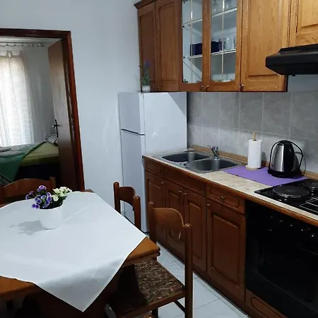 Ana Apartment *