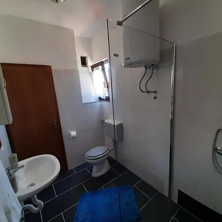 Apartment Ana *