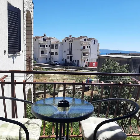 Ana Apartment