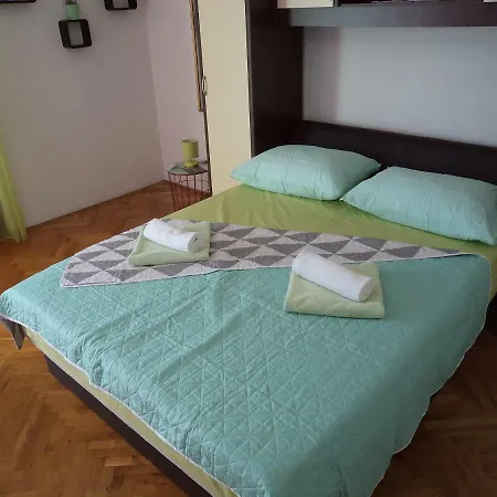 Ana Apartment